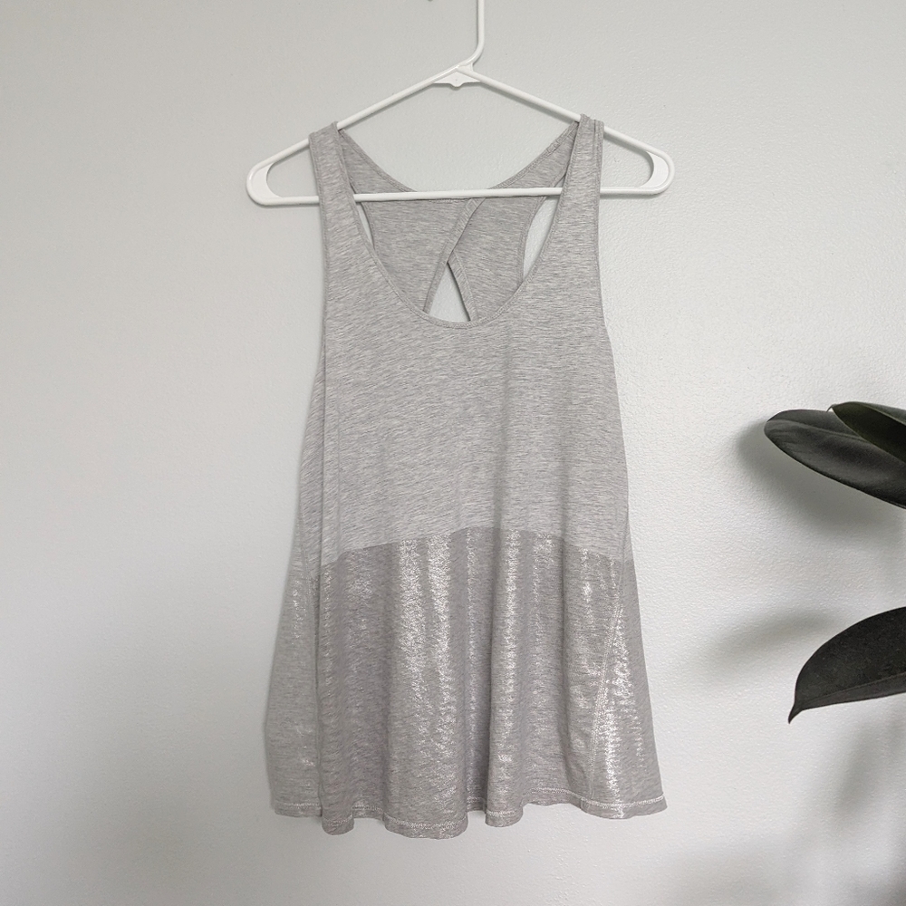 Lululemon All Tied Up Tank Scoop in Heathered Light Grey Size 8